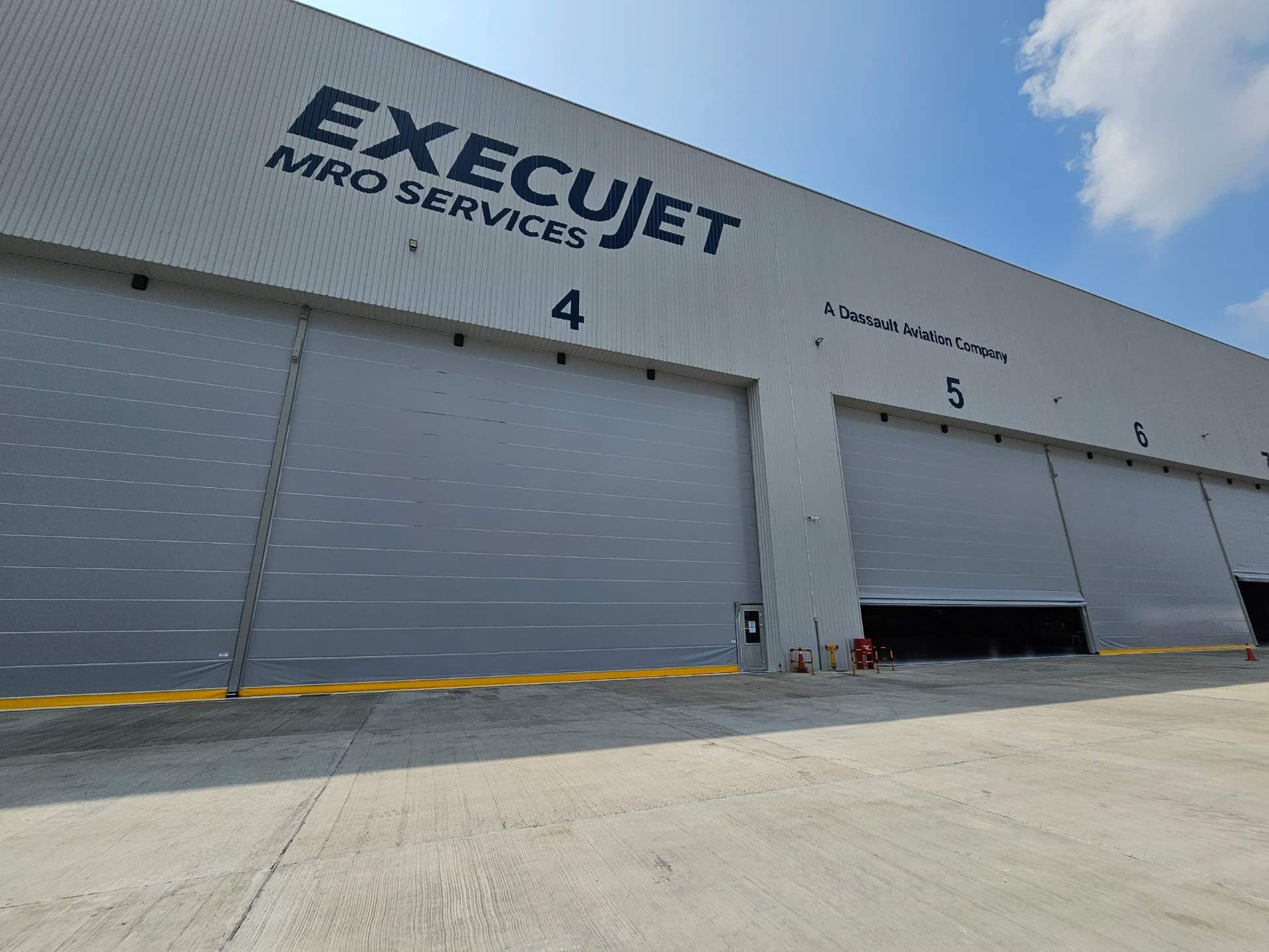 Aircraft Hangars / AviationMRO Facility